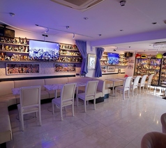 AnimeDiningBar CrossOverの雰囲気3