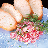 目利きの専属バイヤーが厳選した北海の食材が満載！