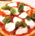料理メニュー写真 マルゲリータピザ　Mサイズ