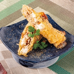 そばの湯葉巻き揚げ「いぶりがっこチーズ」