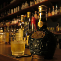 ≪常時100種類近くのお酒をご用意≫