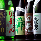 日本酒も常時10種類以上取り揃えております