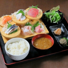 昼飲みと海鮮丼 いち富士のおすすめランチ1