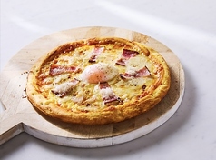 カルボナーラピザ