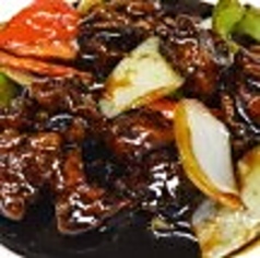 黒酢の酢豚