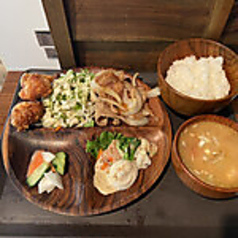 ドランカーキッチン 日本橋堀留店の写真
