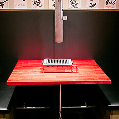 2名様用のソファー席もございますのでデートにも是非ご利用ください。