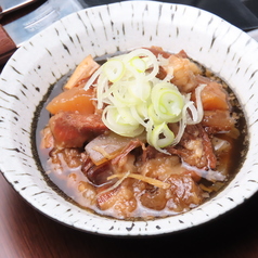 【じっくり煮込む】半日かけて作るトロトロ食感◎自家製のこだわり牛すじ煮の写真