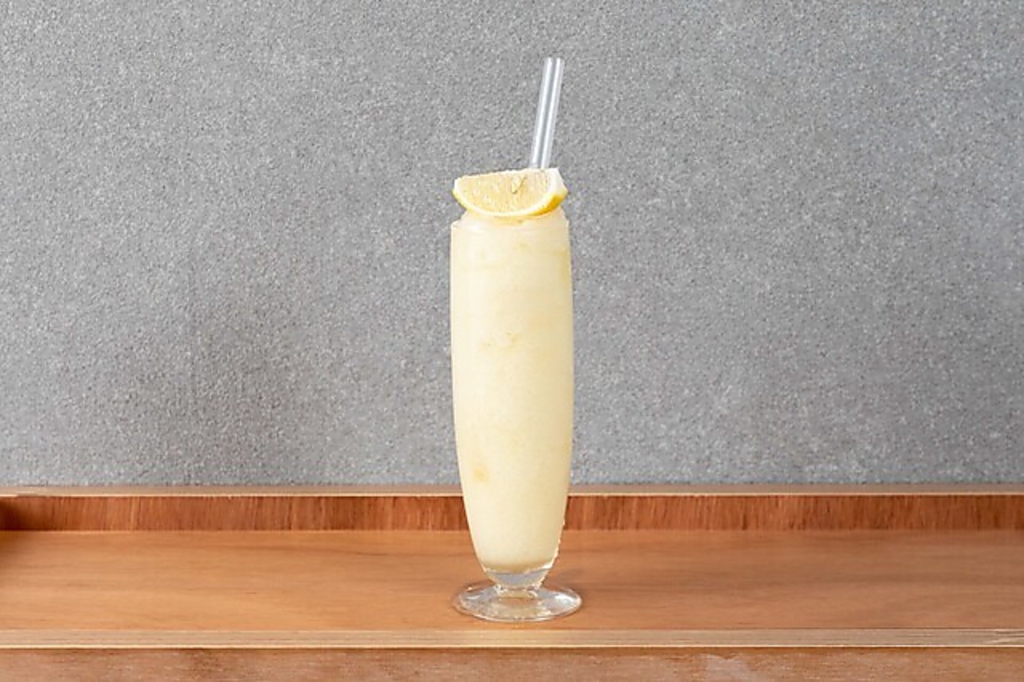 名物アイススムージーハイ