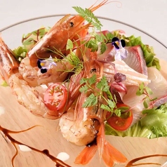 旬の食材が織りなす彩り豊かな料理♪