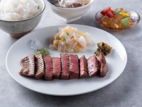 本格炭火牛タン善