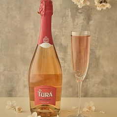 トゥラ／ロゼ・スプマンテ／エクストラ・ドライ