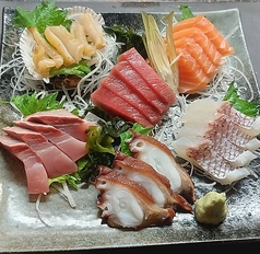 刺身盛り合わせ