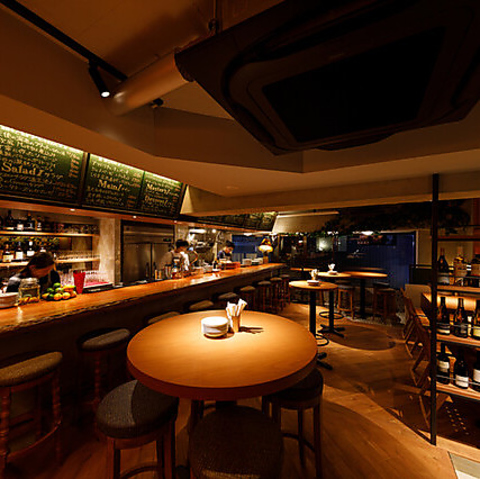 フランスで修行したシェフが作る匠な料理が楽しめる隠れ家ビストロ