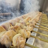 国産鶏のみ使用！当店のたれは数種の野菜・果物を入れ、継ぎ足し継ぎ足しで作ってます。ほのかに甘み香る唯一無二の秘伝のたれです。