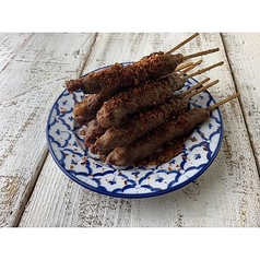 名物！病みつきラム串1本
