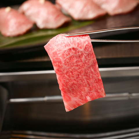 和牛オリンピック日本一に輝いた牧場直送の絶品黒毛和牛をご堪能下さい。