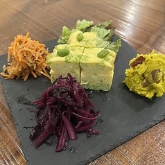 季節の前菜盛り合わせ