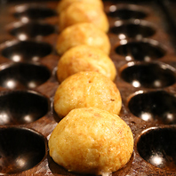 ◆ 【自家製鶏白湯スープ使用】名物！たこ焼 ◆