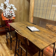 居心地の良さが魅力のテーブル席♪