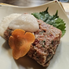 大人気の一品！鼎特製【本鮪のなめろう】の写真