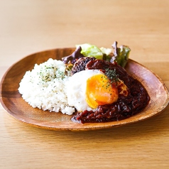 手ごねハンバーグのロコモコプレート