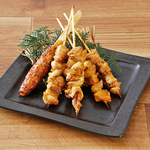 【串焼き】当店はお肉のメニューも豊富★自慢の串焼きをお得な盛合せでどうぞ！