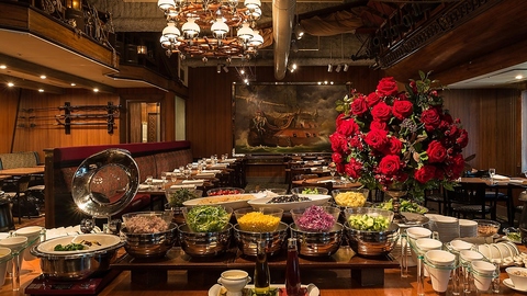 大航海時代へタイムスリップしたような雰囲気のレストランでお食事をお楽しみ下さい！