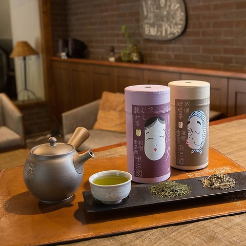 創業から150有余年。日本茶専門店の宇治園でございます。