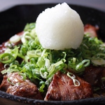 なんと牛サイコロステーキも食べ放題♪各コースに+550円(税込)で牛豚鶏ステーキ3種も食べ放題OK！