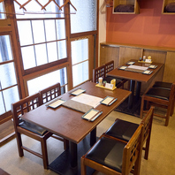 温かく落ち着いた雰囲気の店内で、ゆったり寛ぐ◎