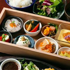 ステーキ&サラダボウル STEAK BANQUETの写真2