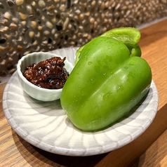 肉厚パリパリピーマン 2枚入り【肉味噌付】
