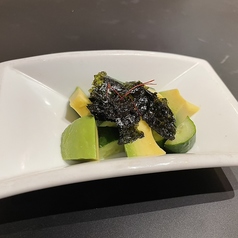 アボカドと胡瓜の塩ナムル