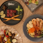 ナチュールワイン・創作料理・スイーツをお楽しみいただけるお店です。ご来店をお待ちしております。