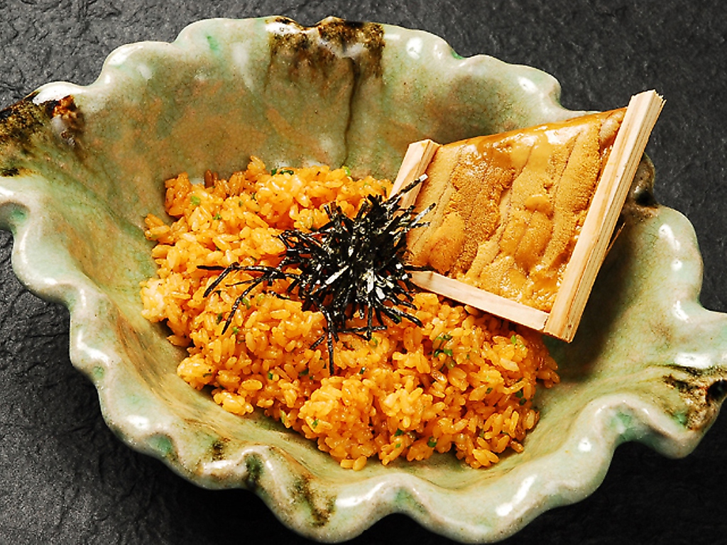 ウニが豪快！！ウニチャーハン