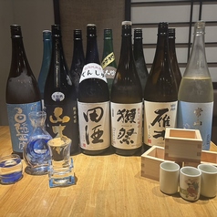 日本酒の品揃えに自信アリ◎料理とのマリアージュを堪能