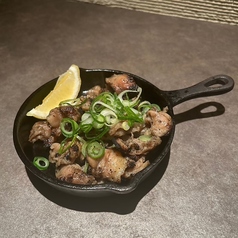【揚物/焼物/定番の一品】鉄板鶏ハラミ 炭火焼き