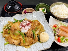 豚ロースの生姜焼き定食