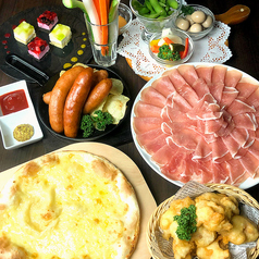 ダイニングダーツバー Bee 梅田店の特集写真