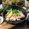 料理メニュー写真&nbsp;●Entre cote de porc roti