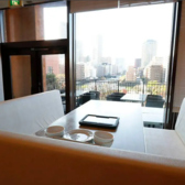 店内には無料接続可能なWi-Fiを完備しております。