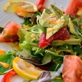 料理メニュー写真&nbsp;マグロとアボカドサラダ