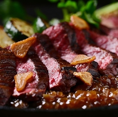 こだわりの黒毛和牛をカジュアルに