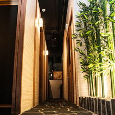 饗宴 田町本店の外観3