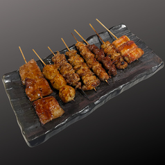 おまかせ串焼き盛り合わせ(8本)