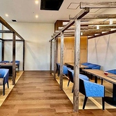 個室ありの当店は、パーテーション対応の半個室もそろえ、シーンに合わせて柔らかく使える落ち着いた空間です♪禁煙店内は10～20人・20～30人・30人以上の集まりにも便利で、気兼ねなく楽しめる安心感★ゆったりと過ごせる心地よさが魅力です！集まりに優しい存在として、穏やかな時間を共有。ゆるやかな雰囲気が心地よい。