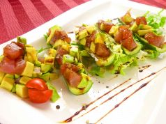 アボガドとマグロのタルタル