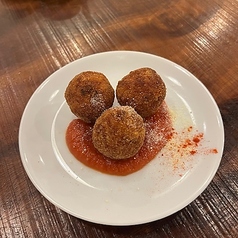 トマトのアランチーニ（ライスコロッケ）3個