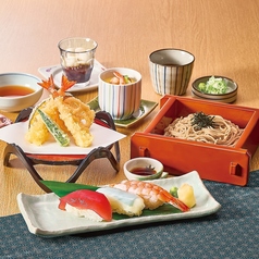 和食麺処サガミ 塩尻北インター店の特集写真